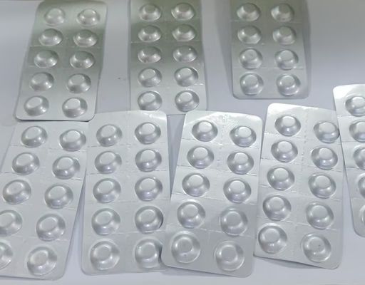 Comprimés oraux de GS441524 antiviral, médicament efficace contre la péritonite infectieuse féline (PIF)